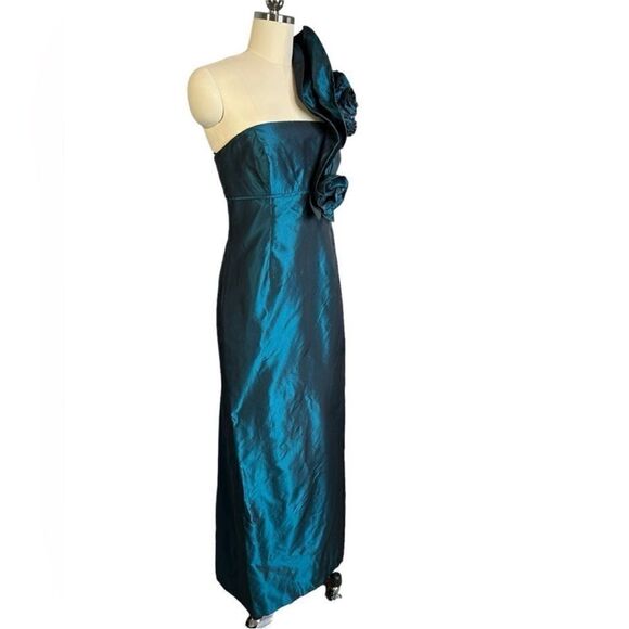 Kay Unger Teal Silk Taffeta Ruffle Shoulder Cocktail Dress| Size 6 - Picture 2 of 8